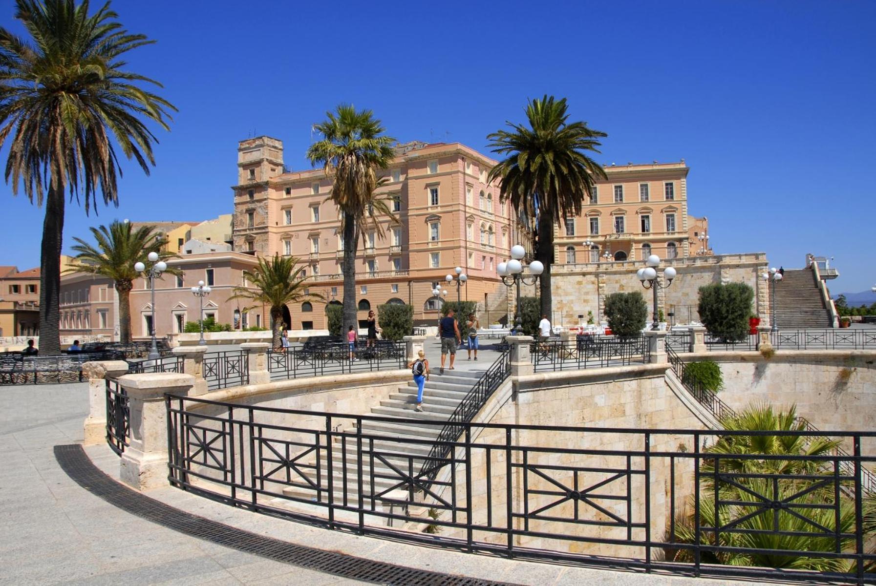 Sardegna Relax Apartment Quartu SantʼElena Екстериор снимка