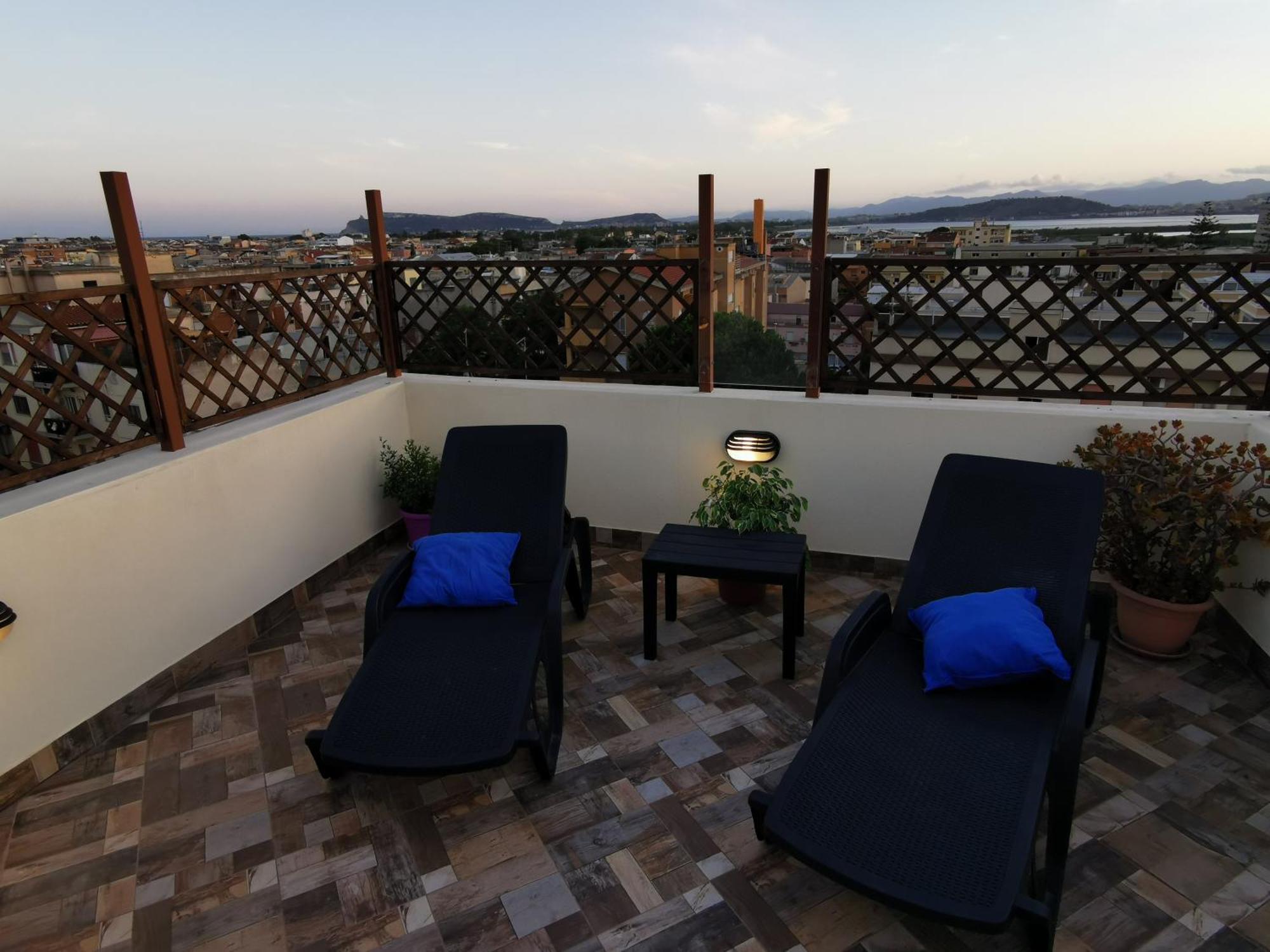 Sardegna Relax Apartment Quartu SantʼElena Екстериор снимка